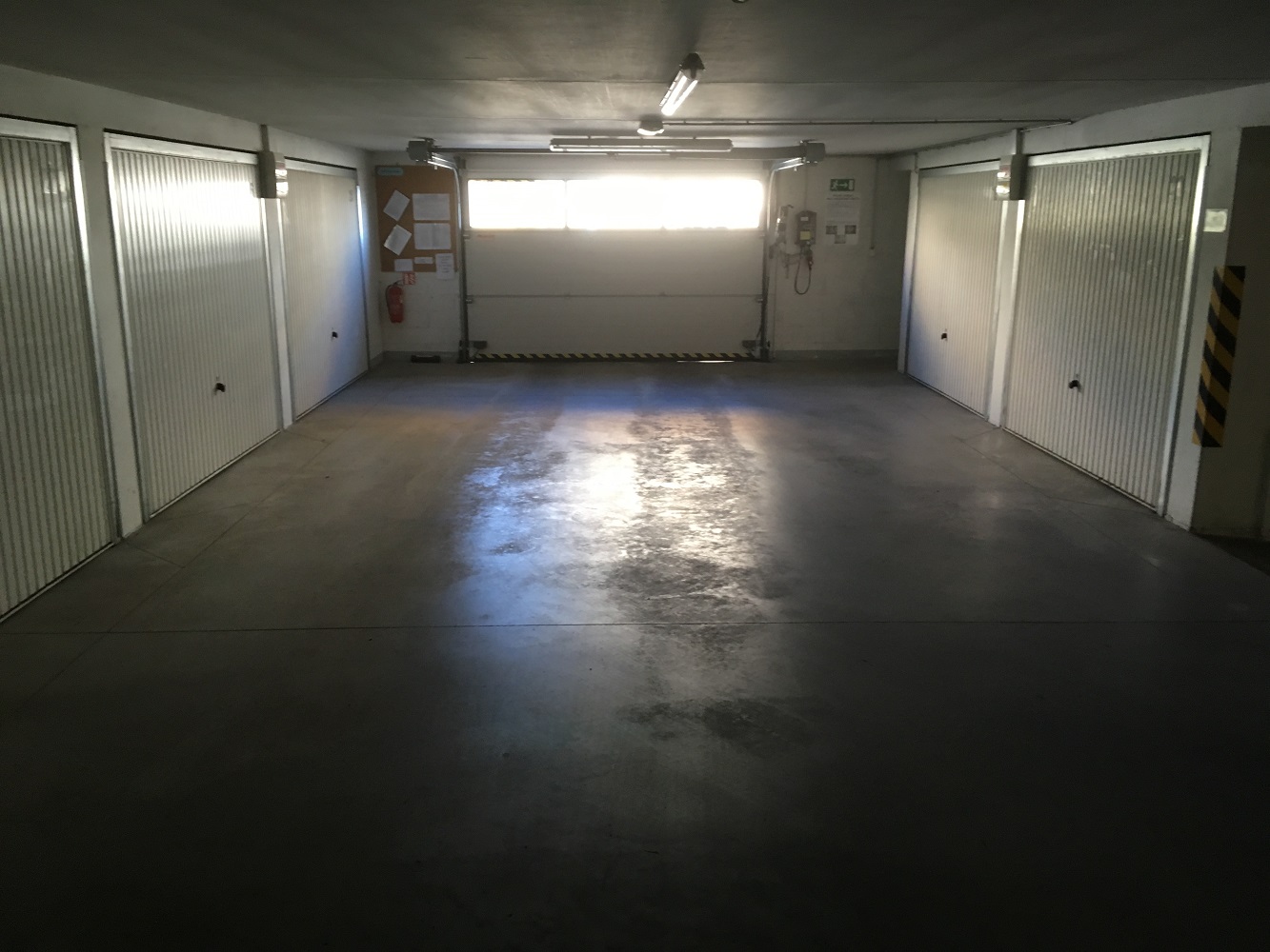 úklid uvnitř garáží 4.3 (4)